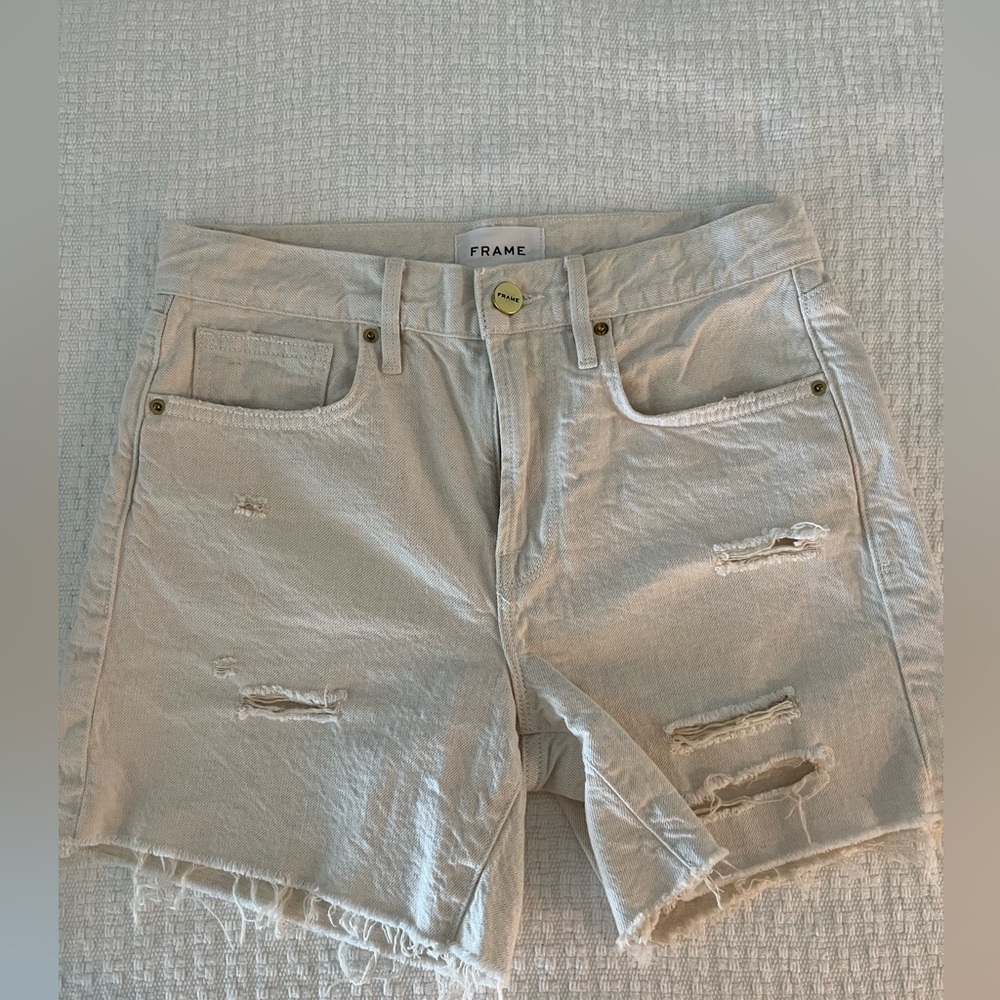 Frame off white le brigette shorts